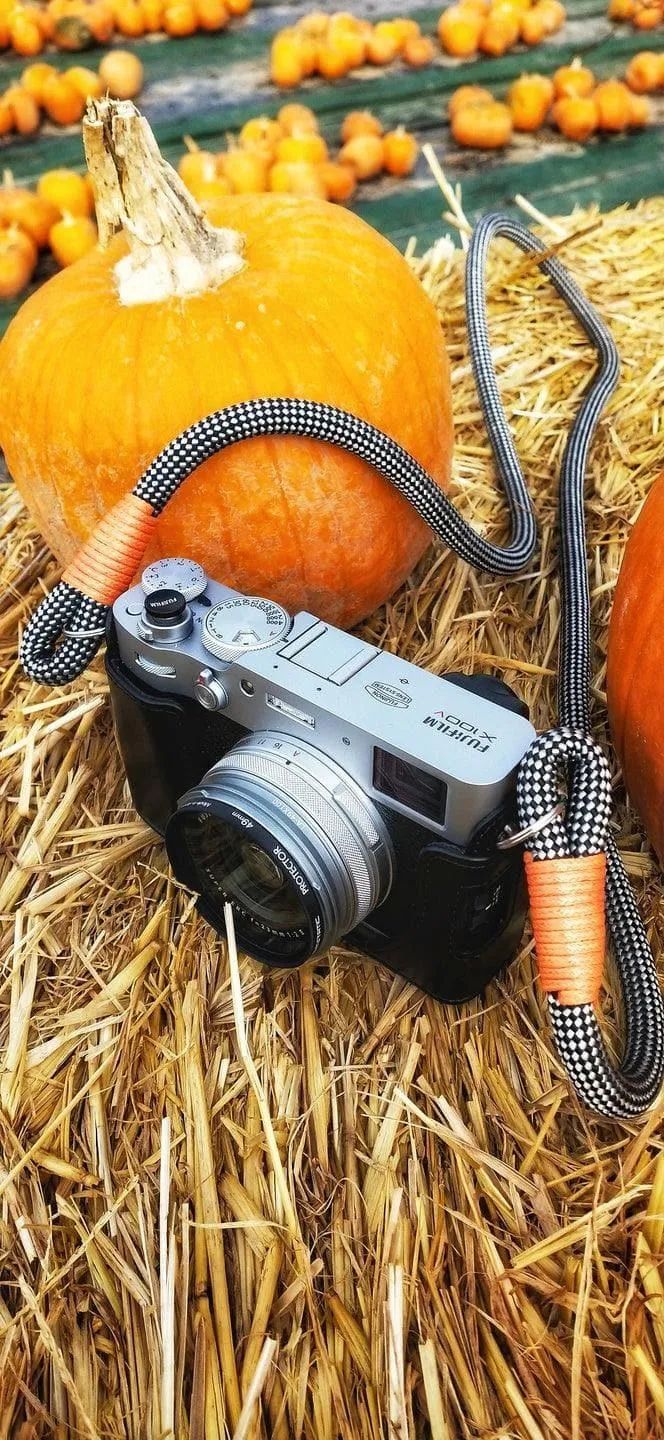 Checkered Black/Silver Acrylic Camera Strap