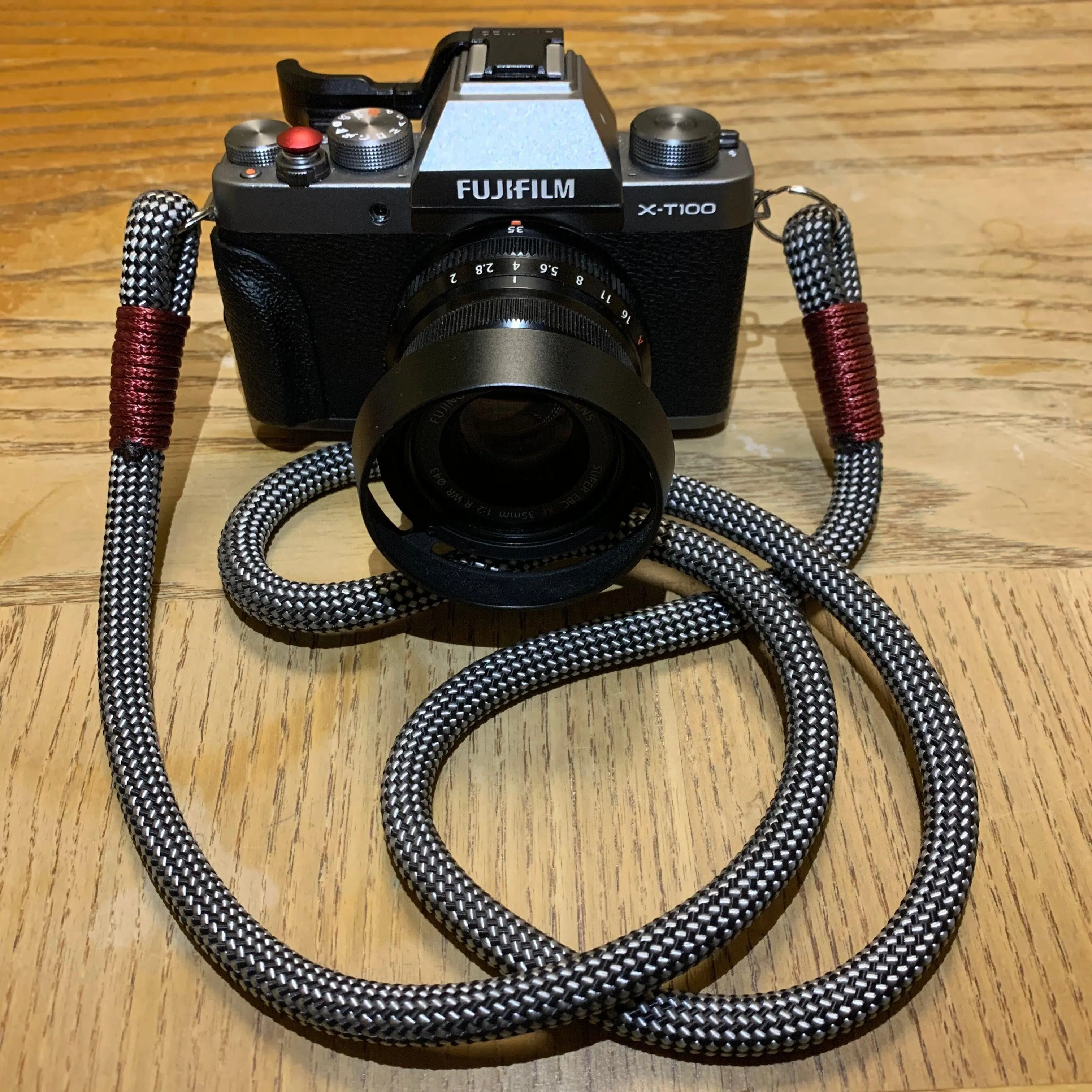 Checkered Black/Silver Acrylic Camera Strap