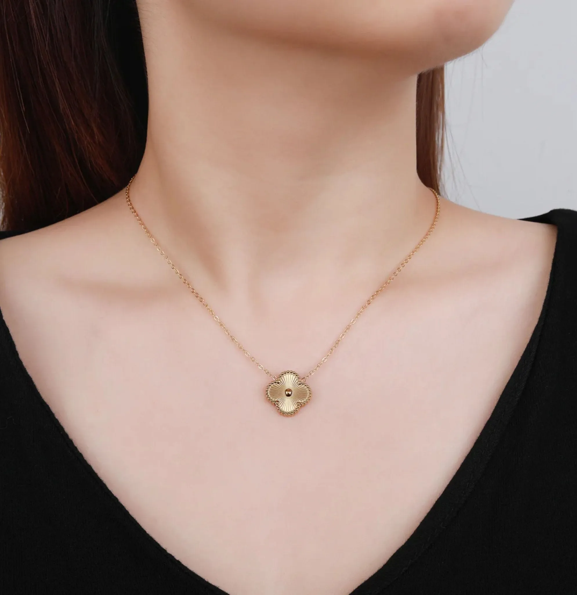 Cute clover necklace for women